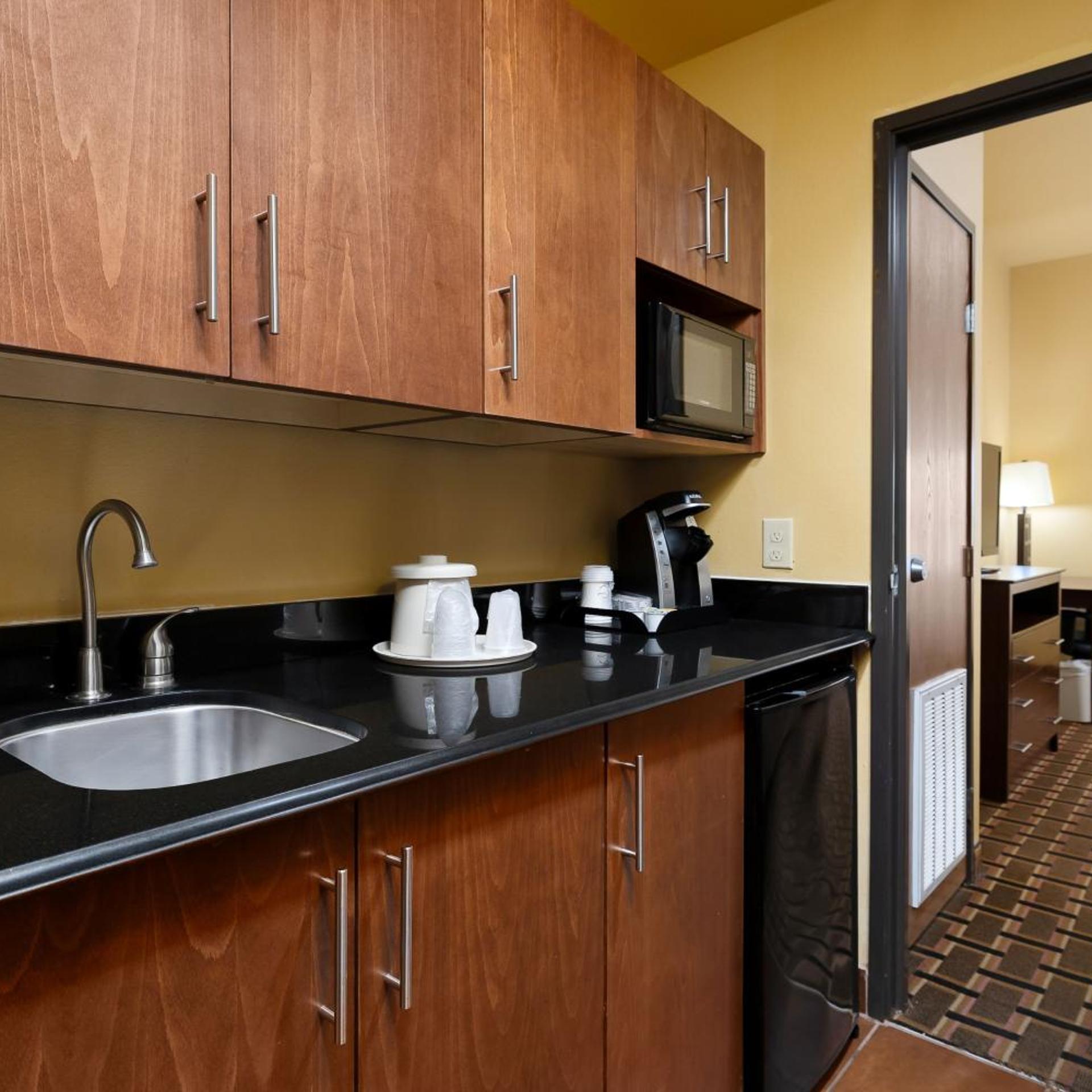 جناح بسريرين كوين مع أريكة، Holiday Inn Express Hotel And Suites George West 5/5
