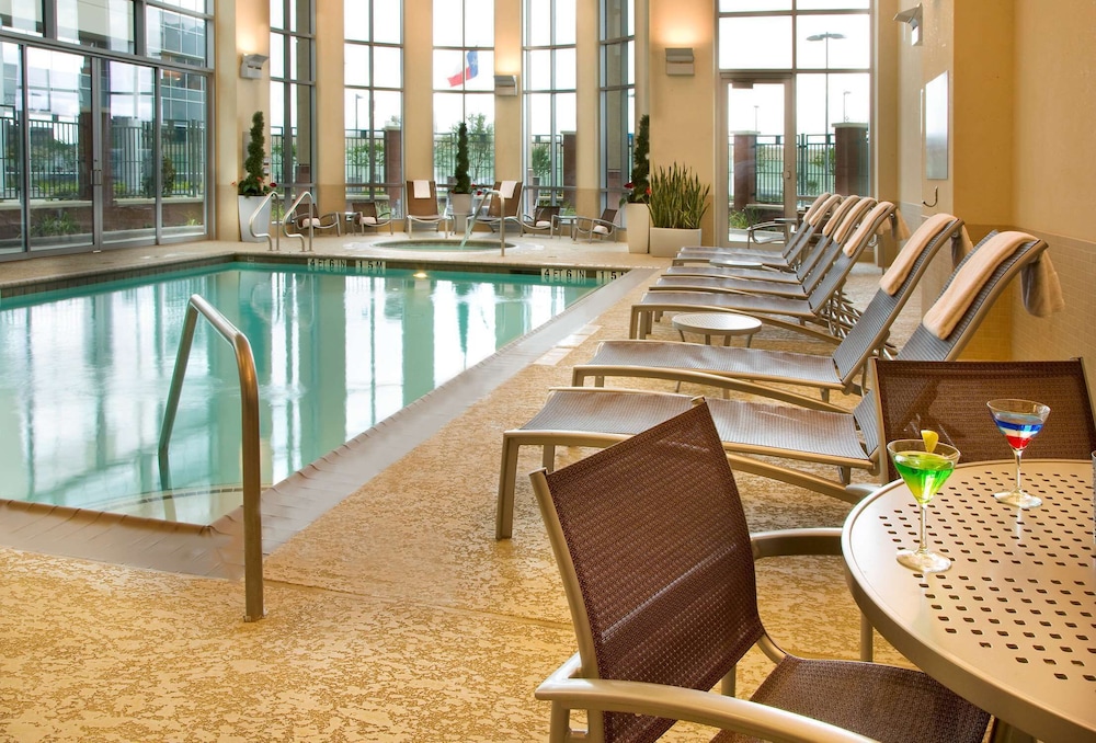 Embassy Suites by Hilton Houston Energy Corridor 33/63