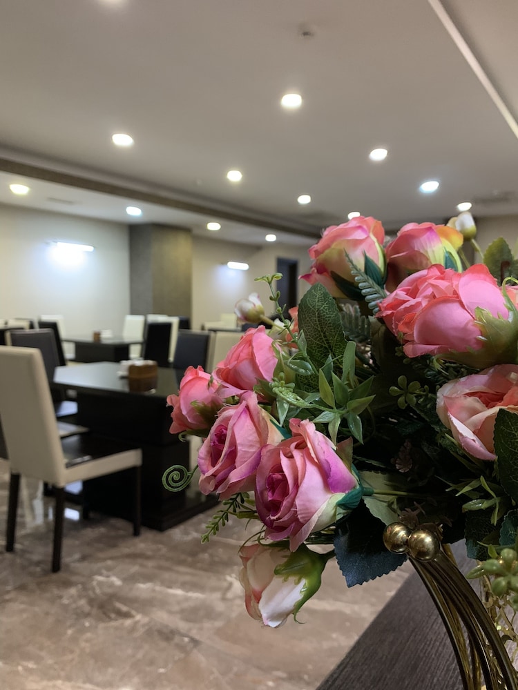 Betlem Hotel, Tbilisi 46/50