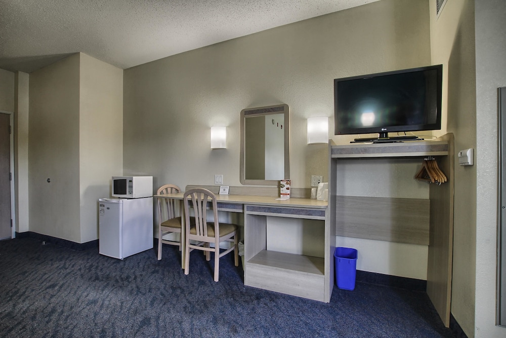 Motel6 London, ON - Ontario 23/31