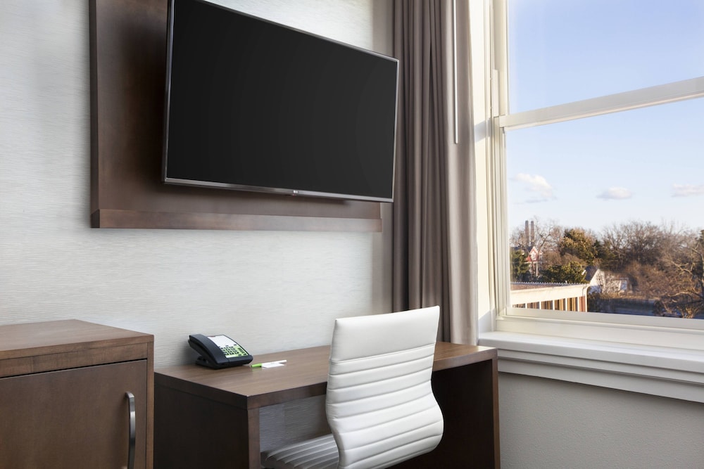 Courtyard By Marriott Cape Girardeau Downtown 17/42