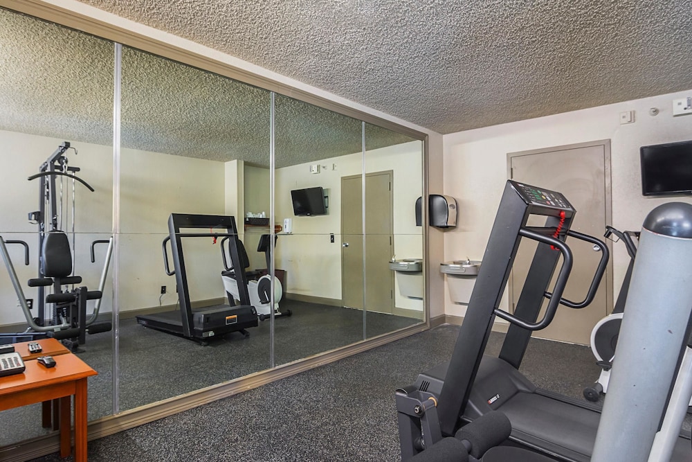 Quality Inn Duluth 24/37