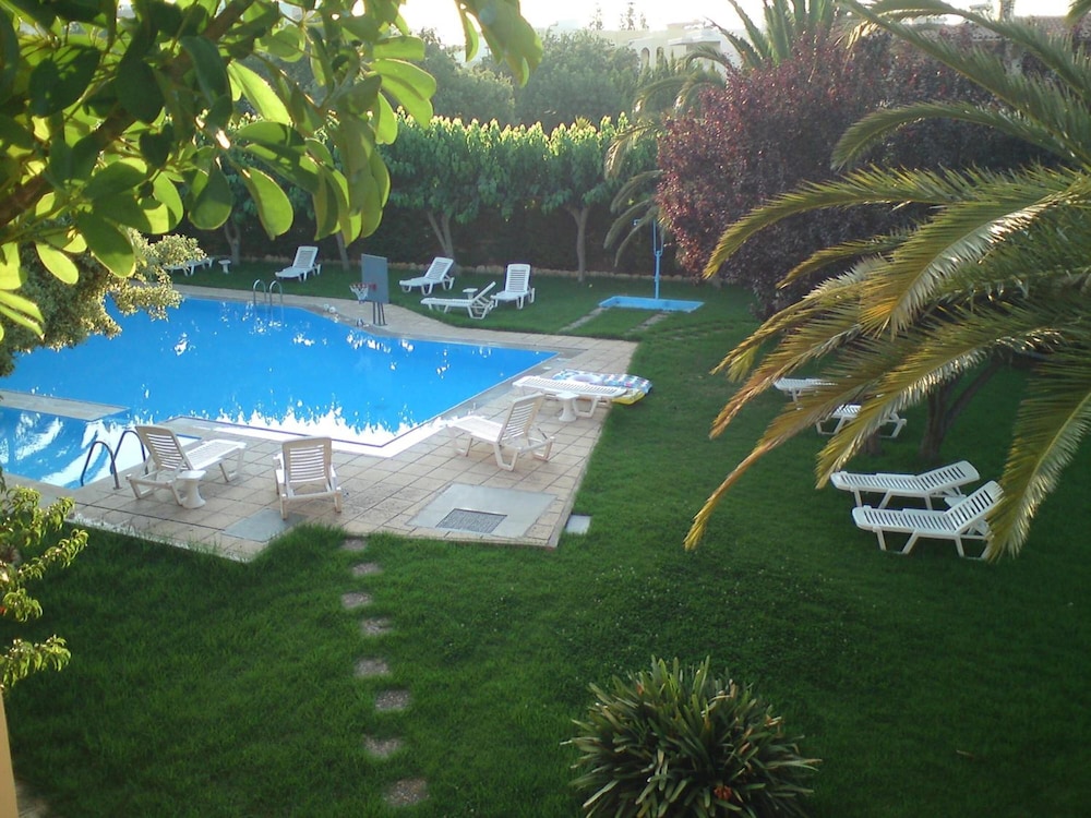 Pantheon Hotel 40/49