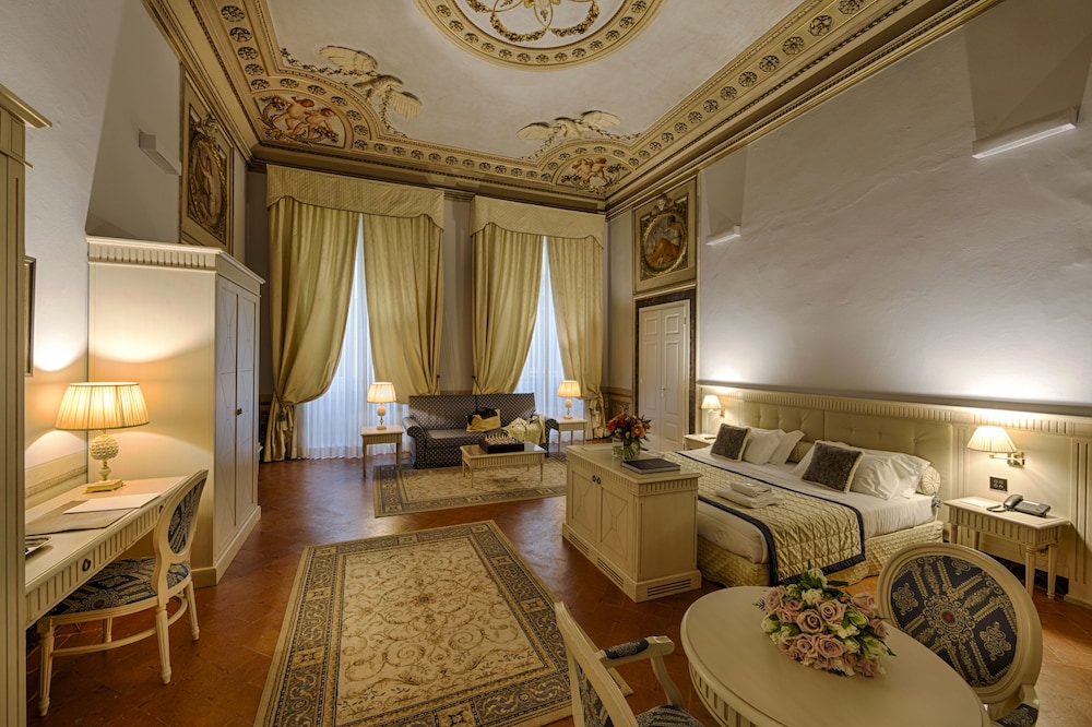 Palazzo Guicciardini 52/74