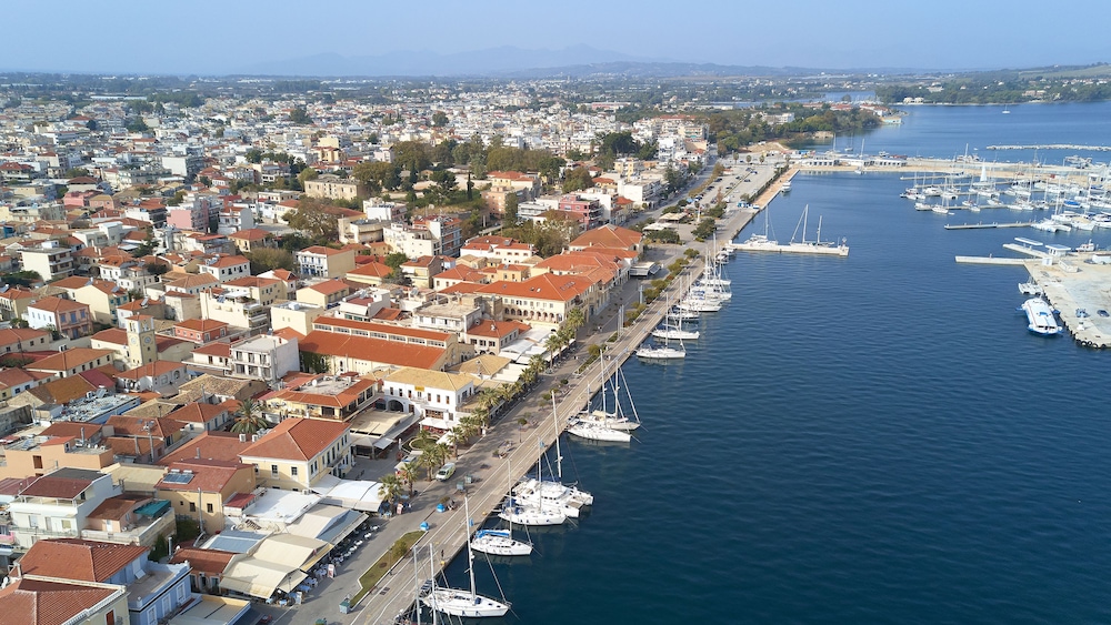 Dioni Boutique Hotel 42/45