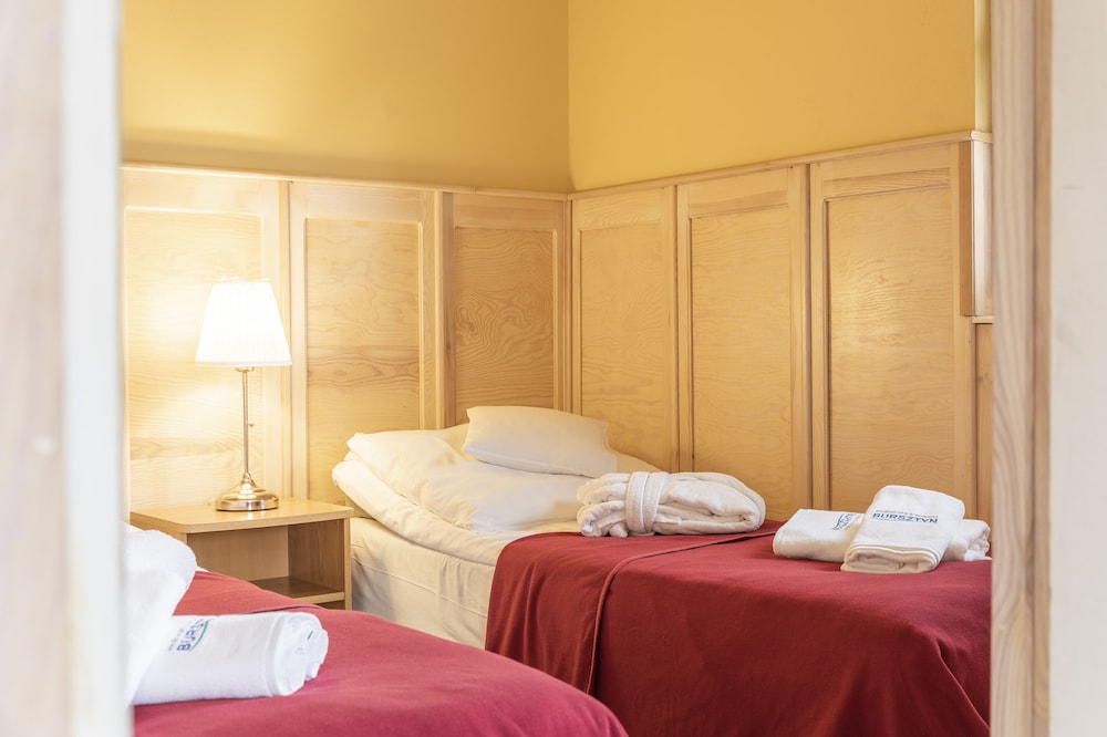 Bursztyn Medical Spa & Wellness 35/74