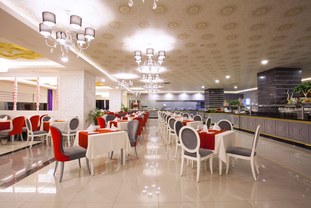 Orange Palace Side Hotel 48/65