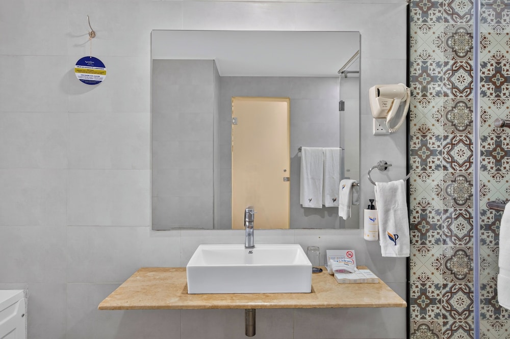 PrideInn Plaza Nairobi Airport 48/48