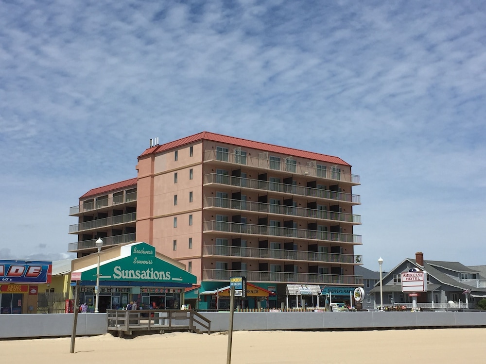 Americana Hotel Oceanfront image