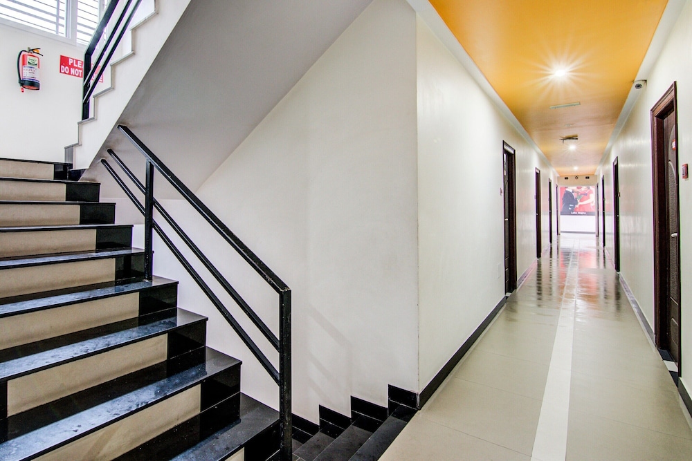 Oyo 5362 Hotel Spar Grand 12/16