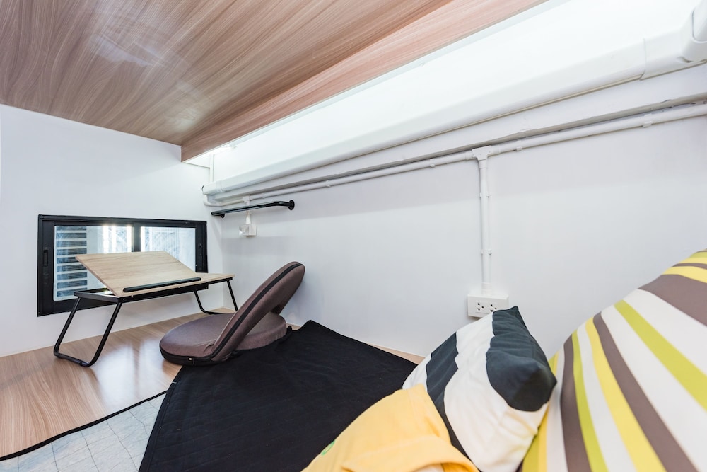Eco Hostel Phuket 40/60