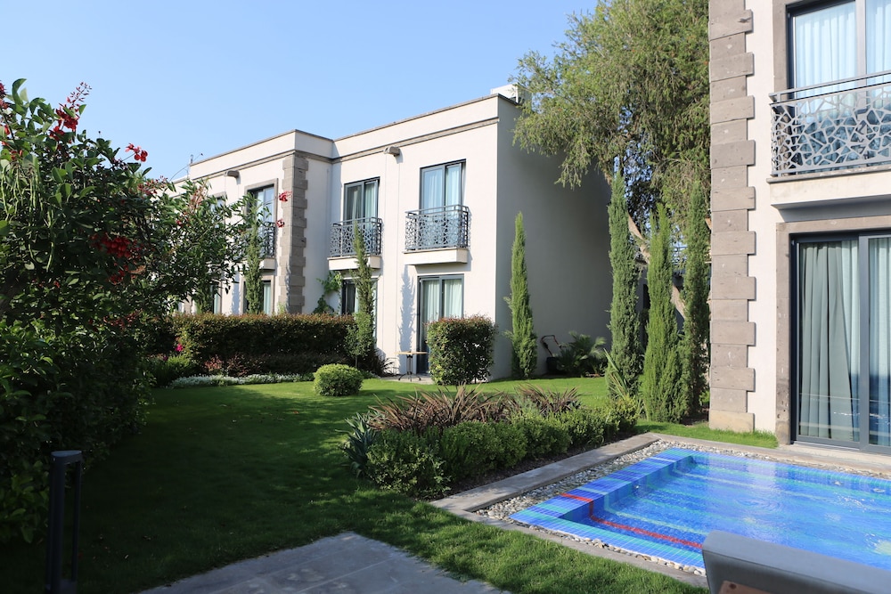 Sandima Boutique Hotel 30/43