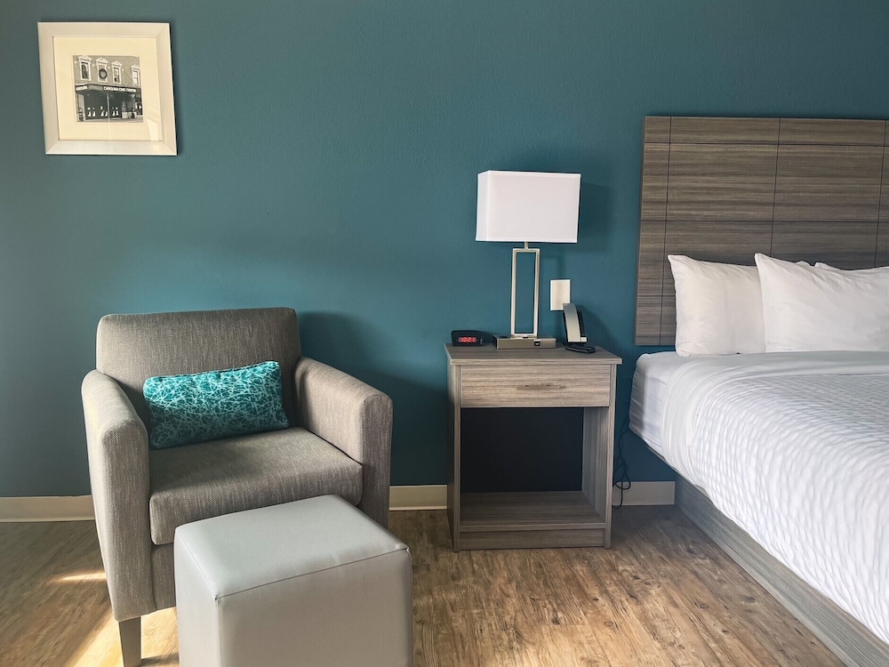 Baymont by Wyndham Lumberton NC 32/52