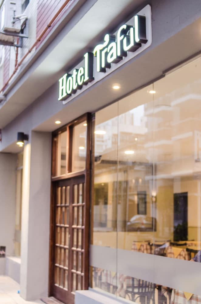 Traful Hotel 3/50