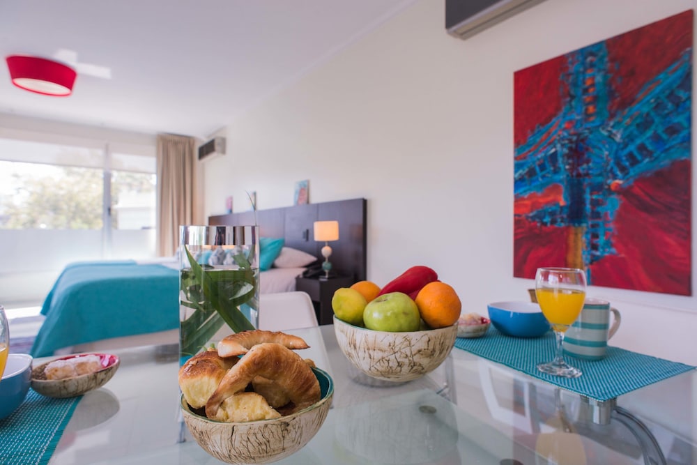 Soho Luxury Suites 86/99