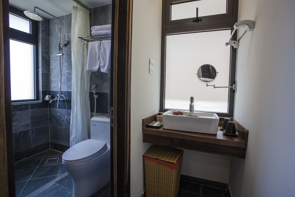 Hoi An Silk River Villa 34/37