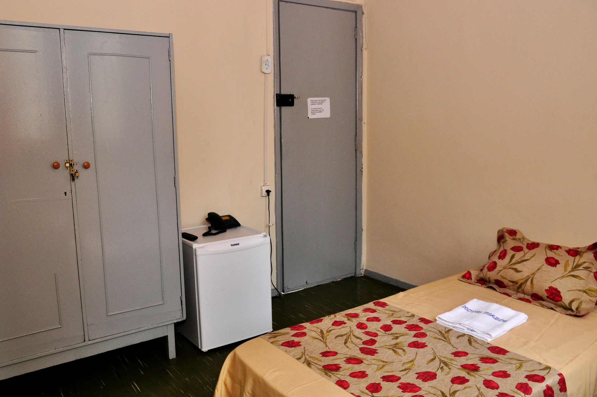 غرفة قياسية بسرير مزدوج، HOTEL RIAZOR 6/7