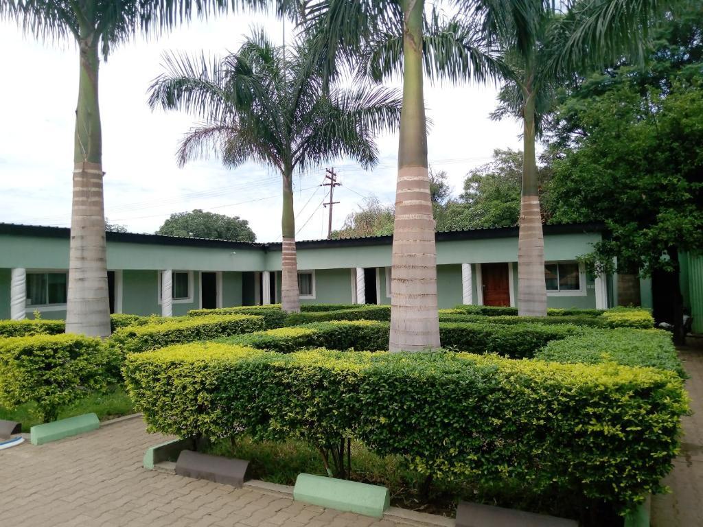 Richland Lodge Motel 18/21