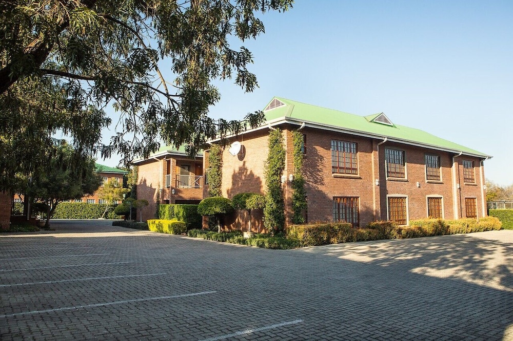 Mosate Lodge Polokwane 2/25