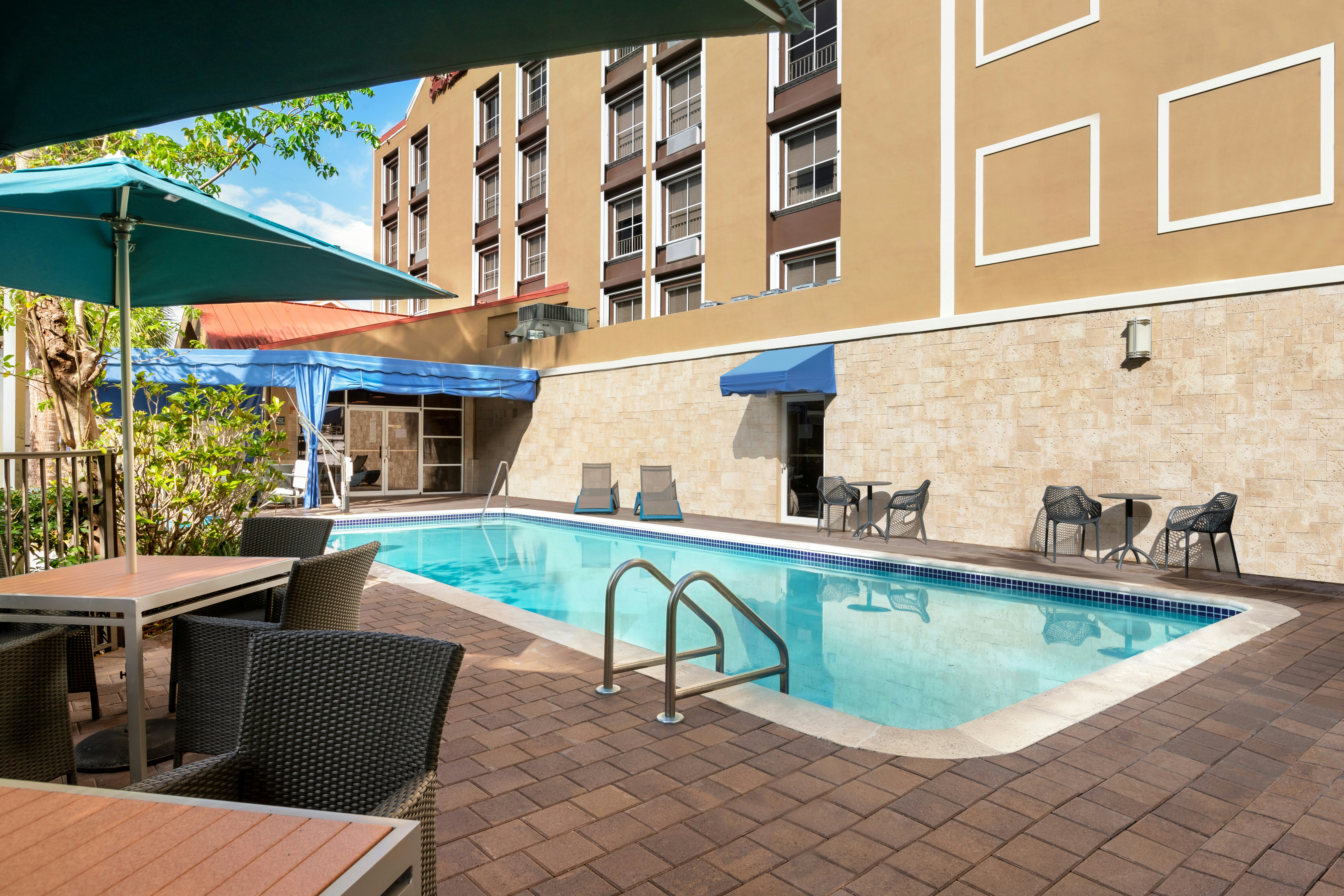 Hampton Inn and Suites Fort Lauderdale Airport South Cruise Port 43/43
