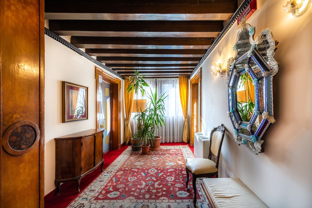 Scandinavia Hotel Venice 34/46