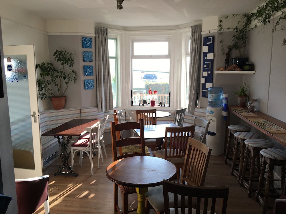 Breakers Lodge - Hostel 48/65