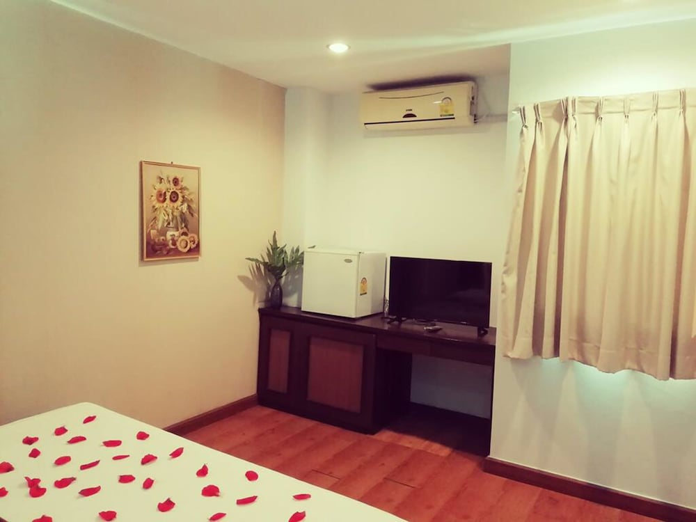 MANDALA HOUSE 21/68