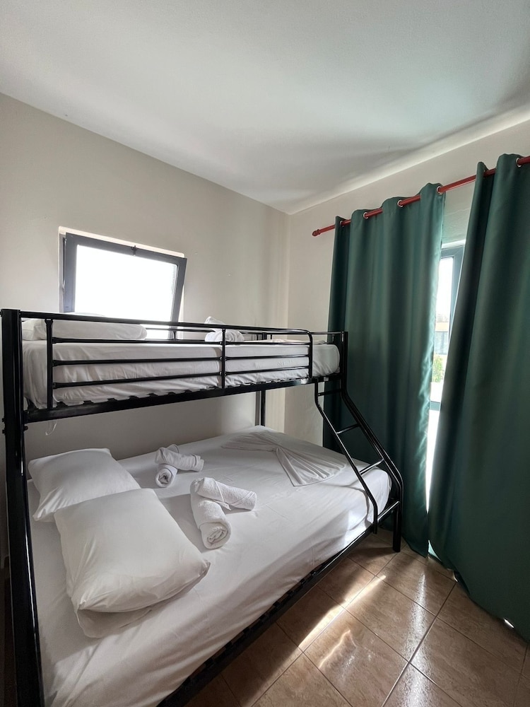 Hotel Primavera 21/50