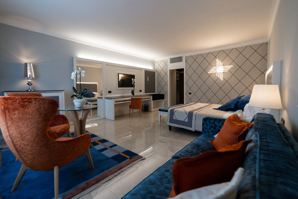 Hotel Ariston 37/51
