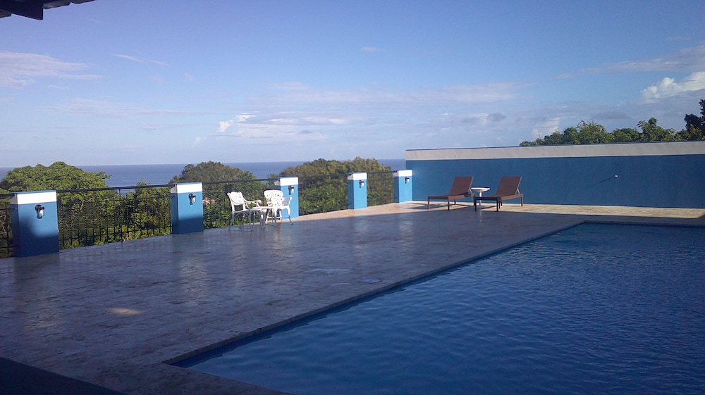 E&amp;J Boutique Residences 35/50