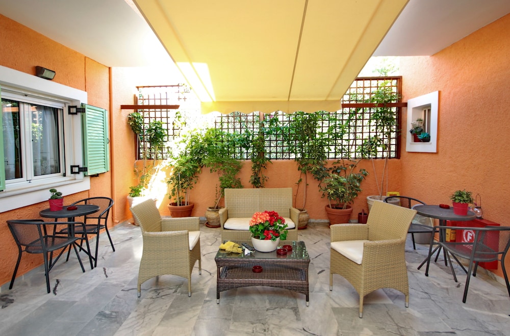 Aloe Luxury Apartments And Suites 33/50