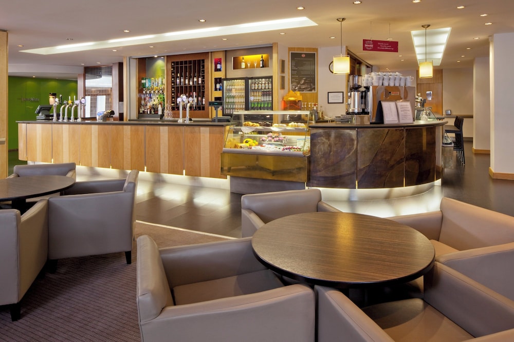 HOLIDAY INN MAIDENHEAD-WINDSOR 30/50