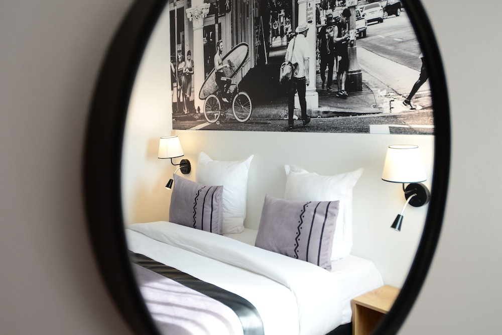 Logis Hotel Cris Hotel 8/28