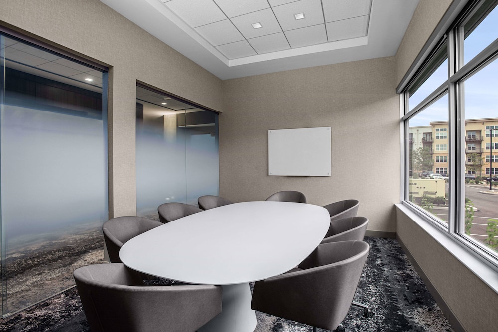AC Hotel by Marriott Pittsburgh Southpointe 30/37