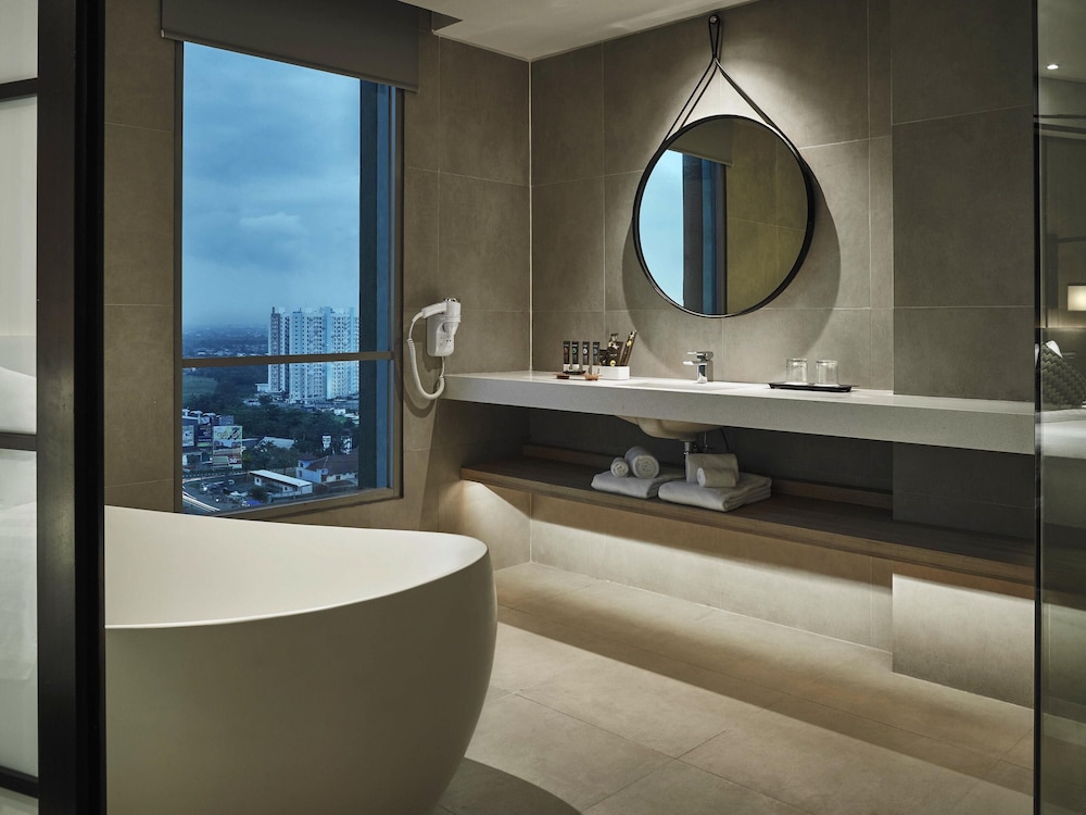 Novotel Karawang 63/64