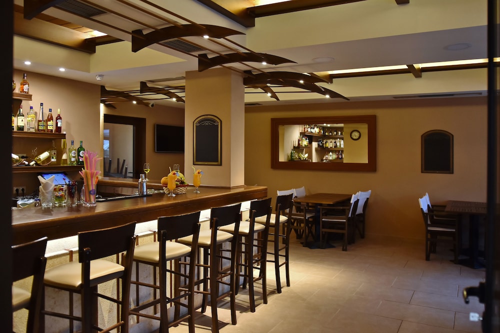 24 Seven Boutique Hotel 27/45
