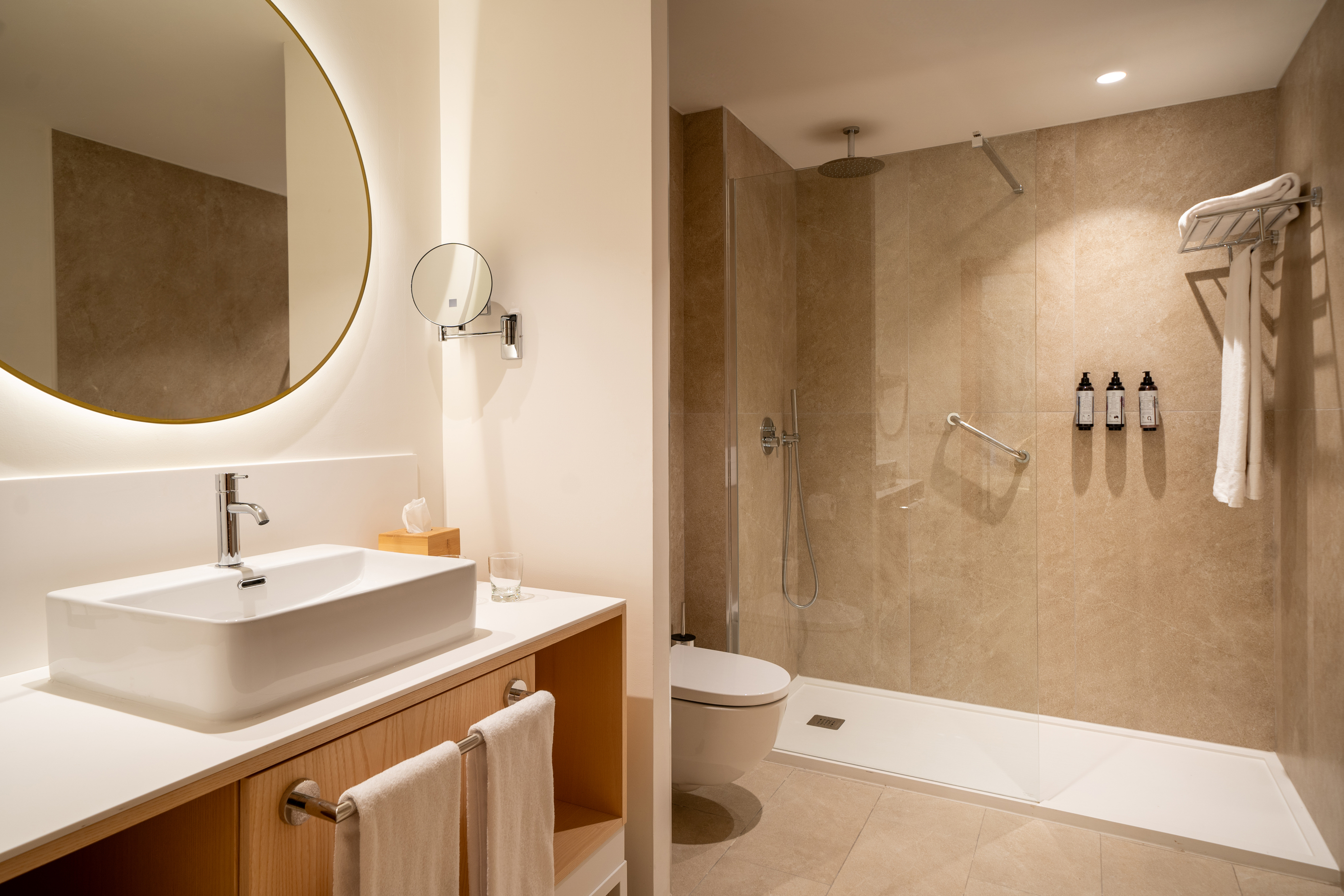 Junior Suite, Pool Access