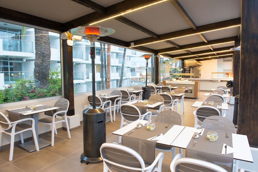 Apartamentos El Palmar 55/67