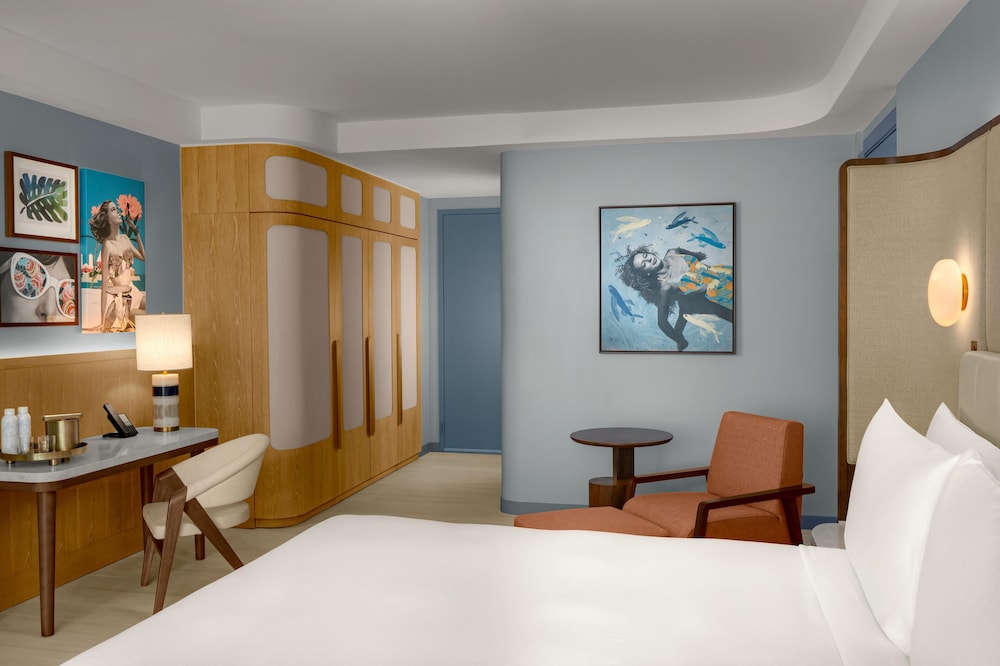 Room, King Bed, Partial View