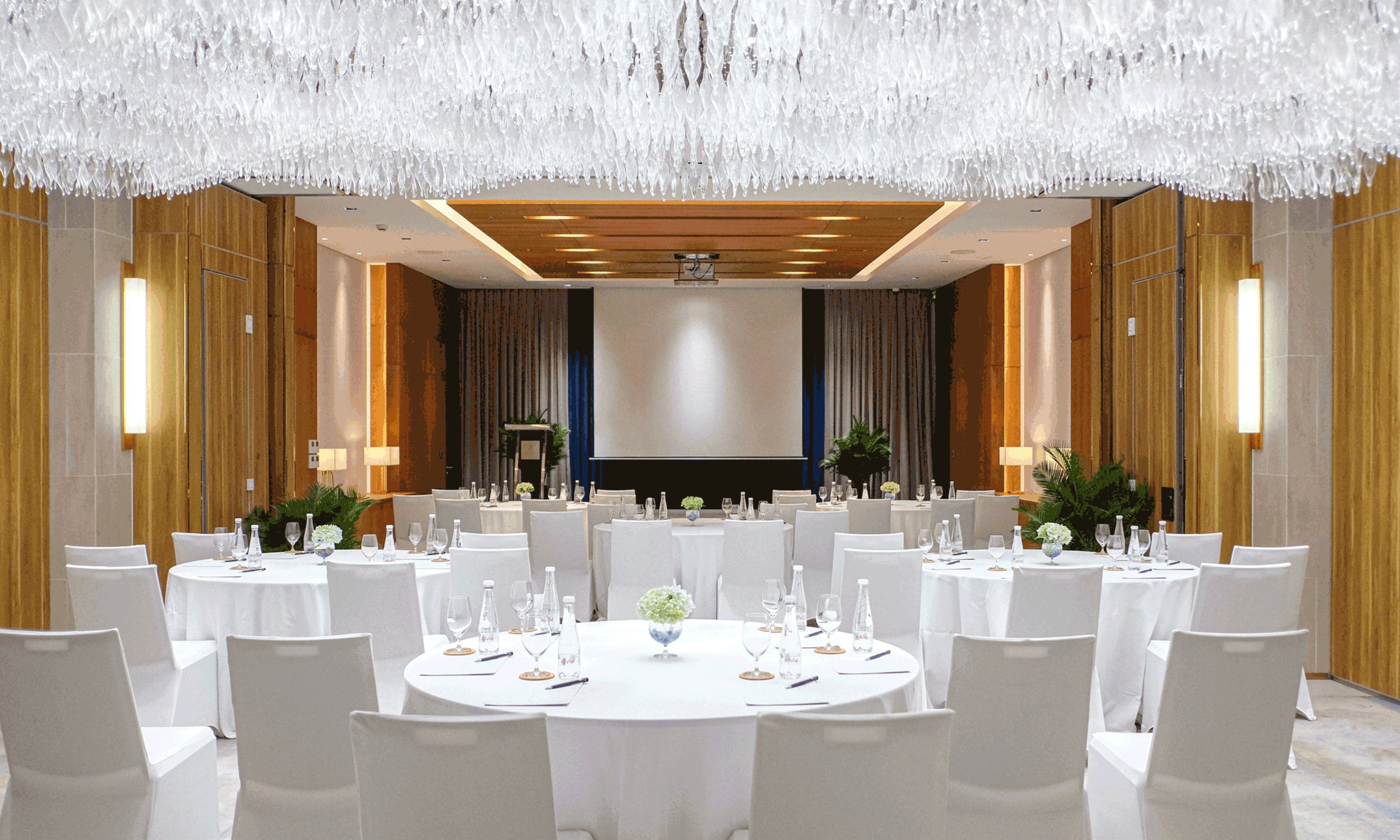 Prince Hotel Da Nang 64/75