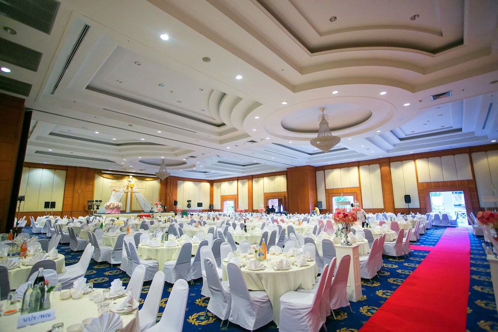 Grand Park Hotel 66/69