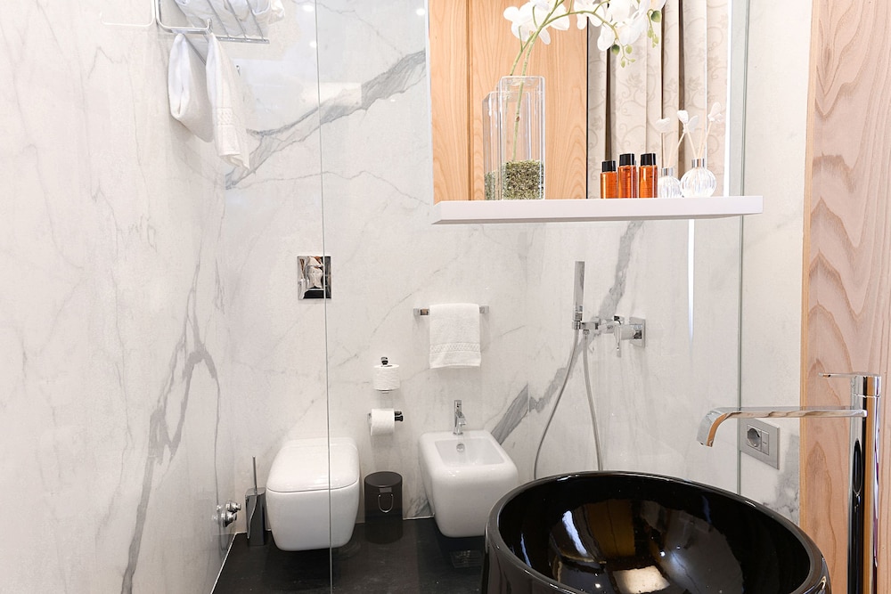 Sun Suite Luxury Pantheon 42/50