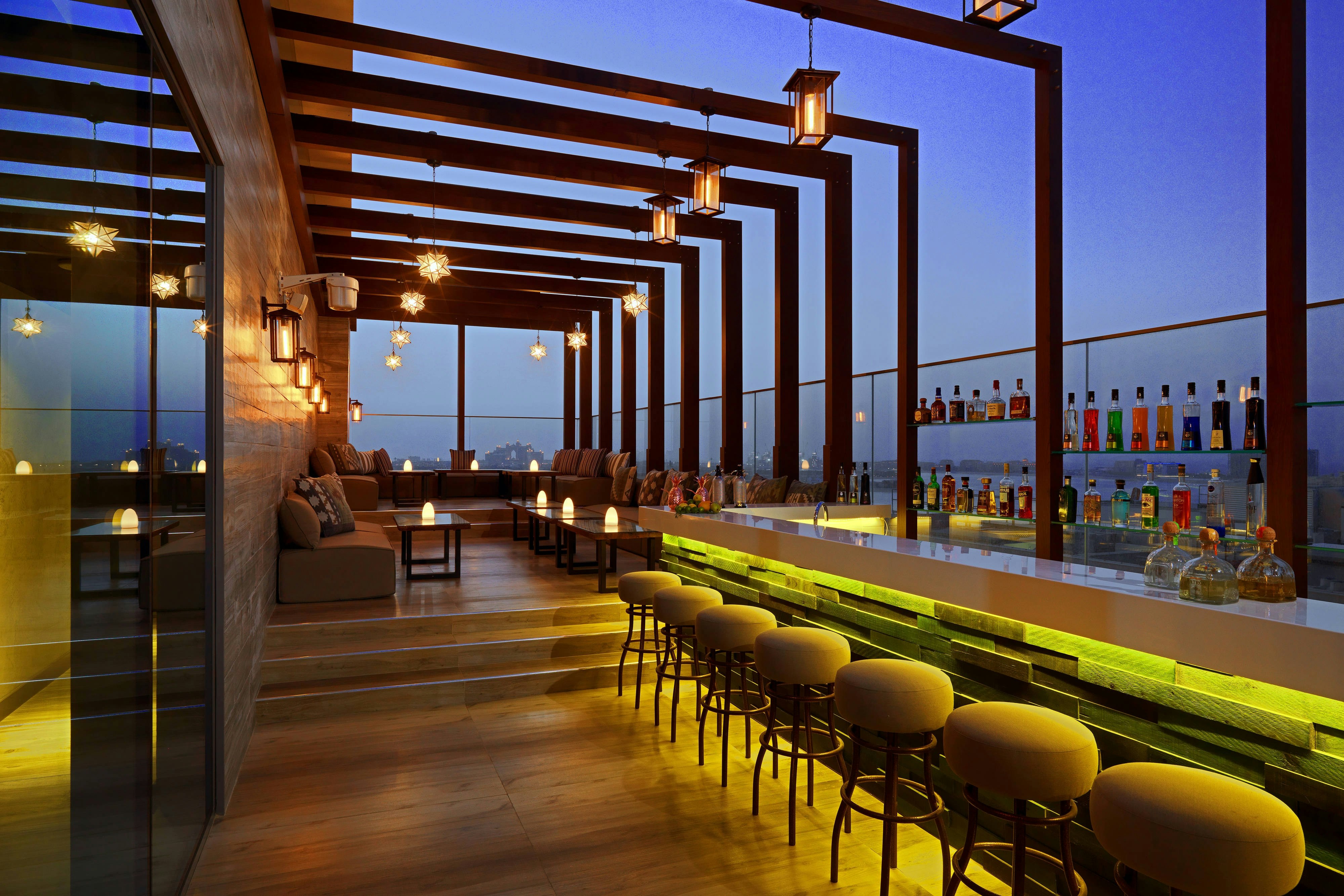 Aloft Palm Jumeirah 17/18