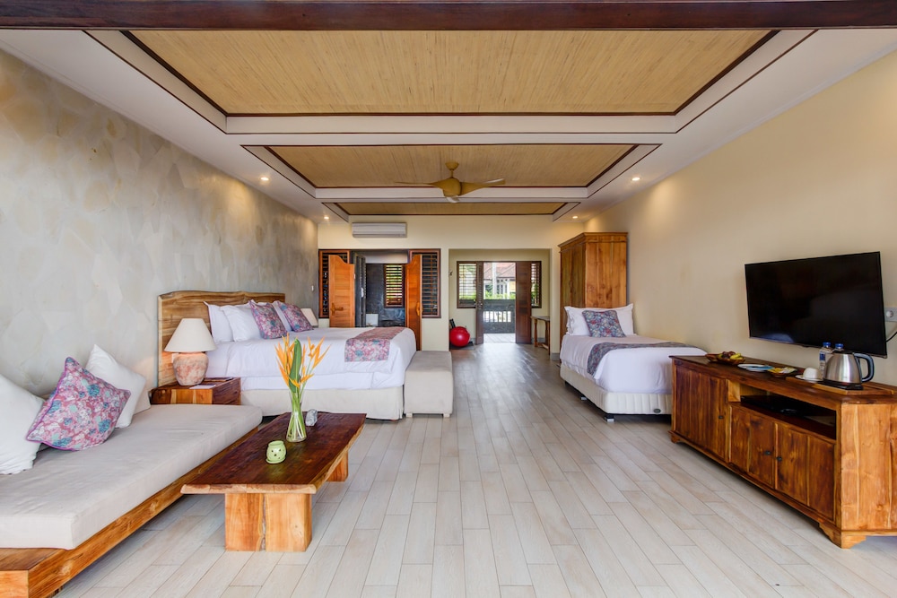Bombora Medewi Wavelodge 43/66