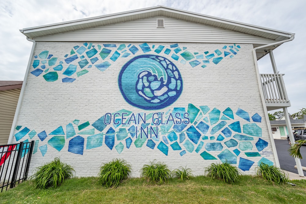 Ocean Glass Inn 2/50
