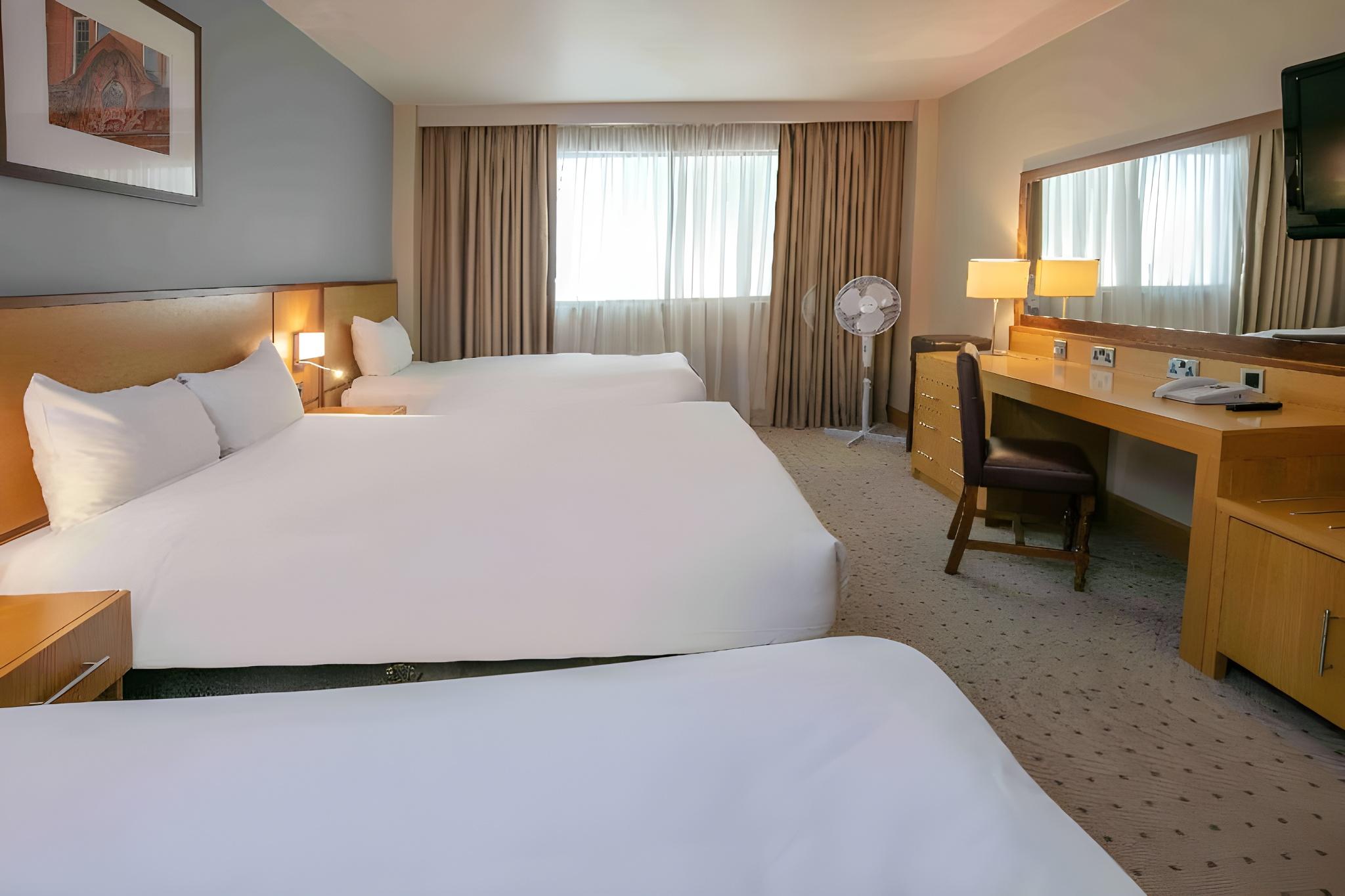 Standard, 2 Double or Twin Bed