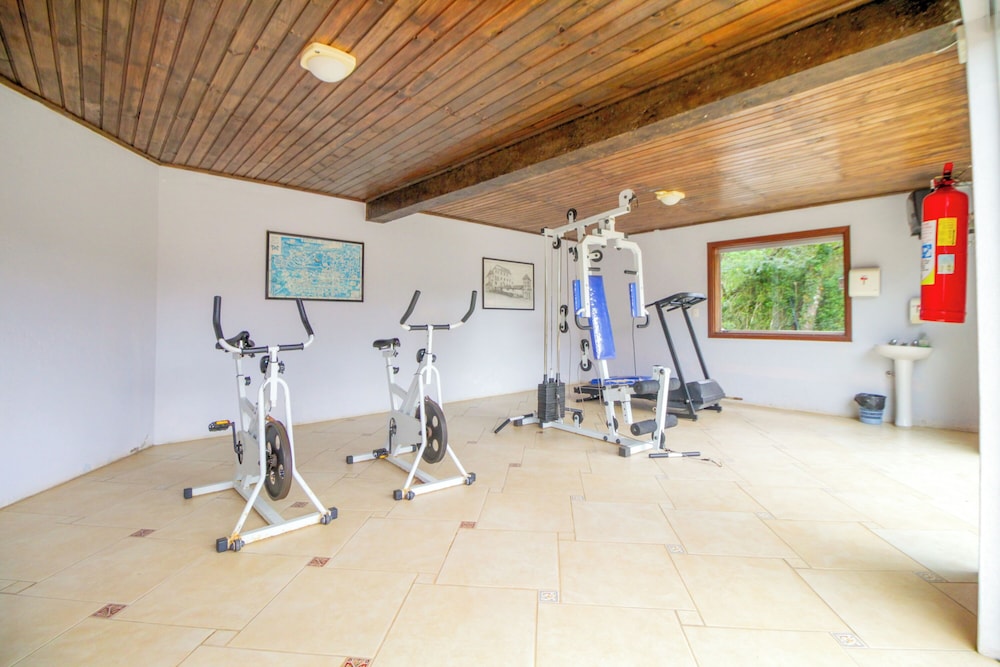 Hotel Ninho do Falcao 28/50