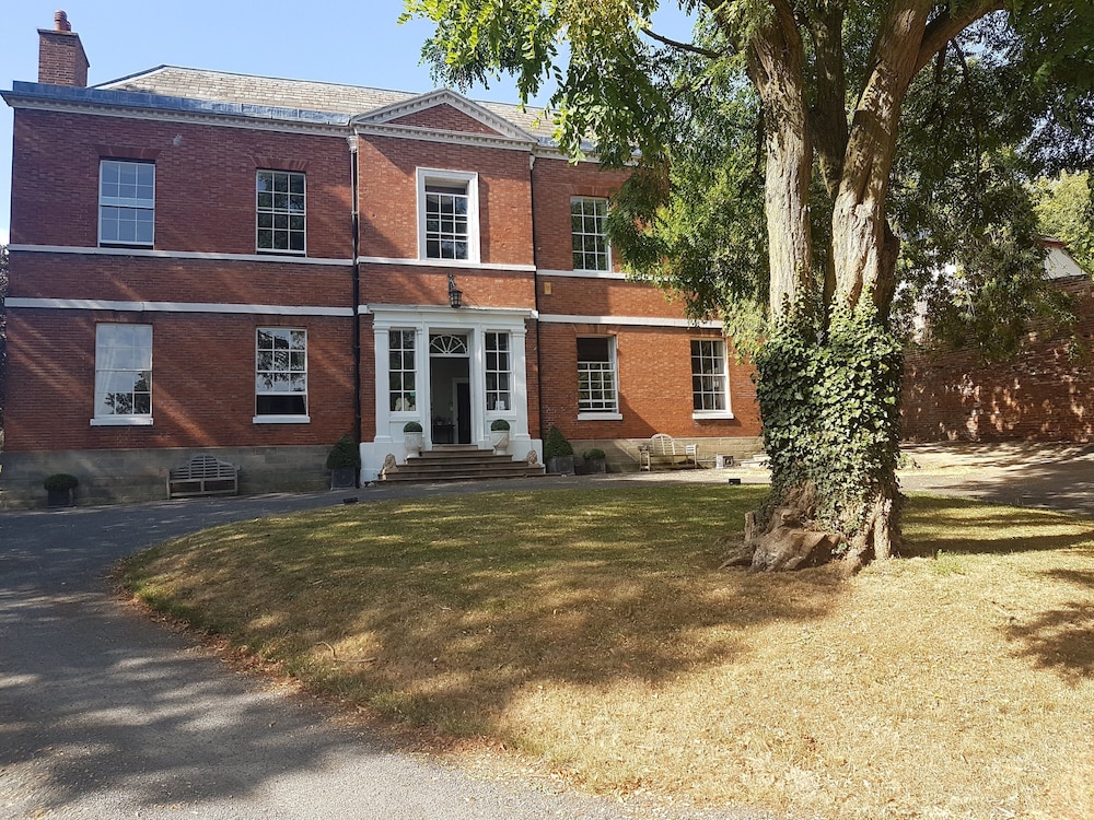 Breedon Hall 23/28