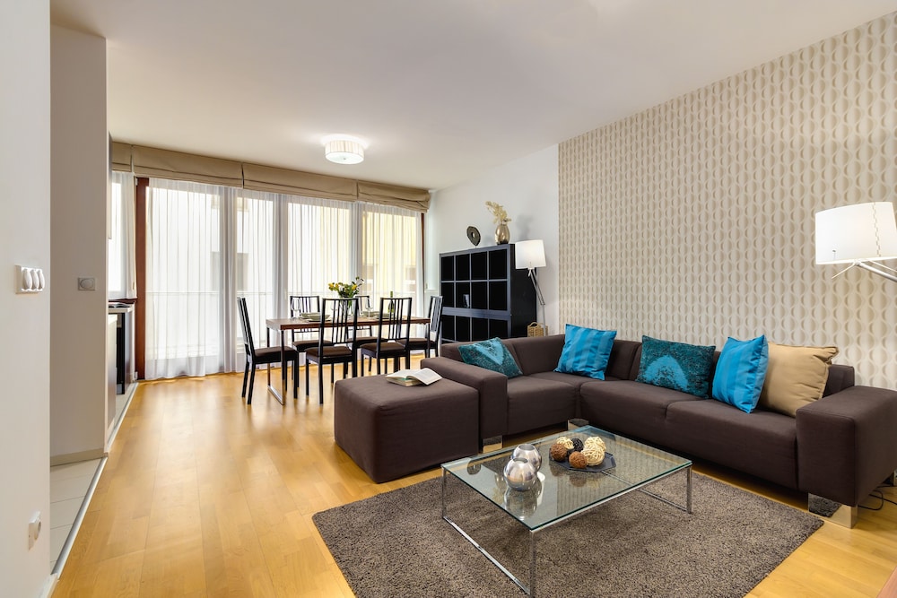 Quality Point Apartment 32/44