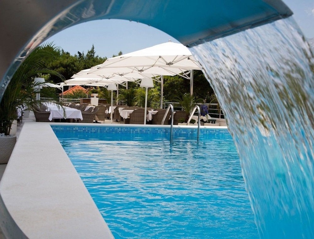 Aparthotel Miramare 51/54